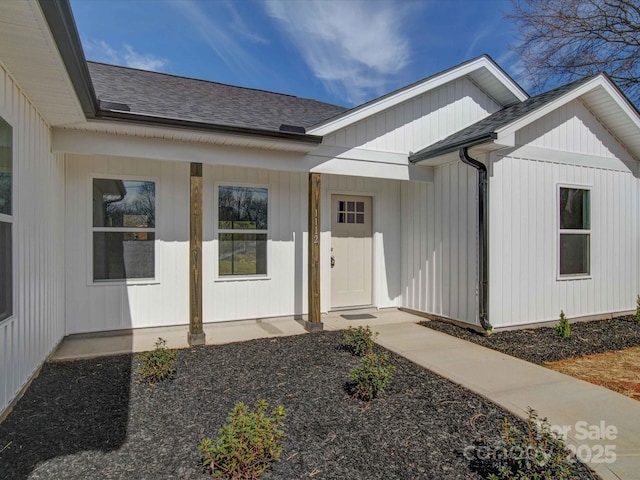 property entrance with a porch