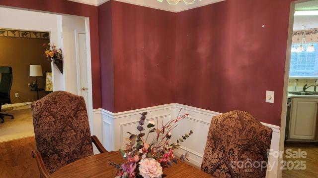 dining area with sink