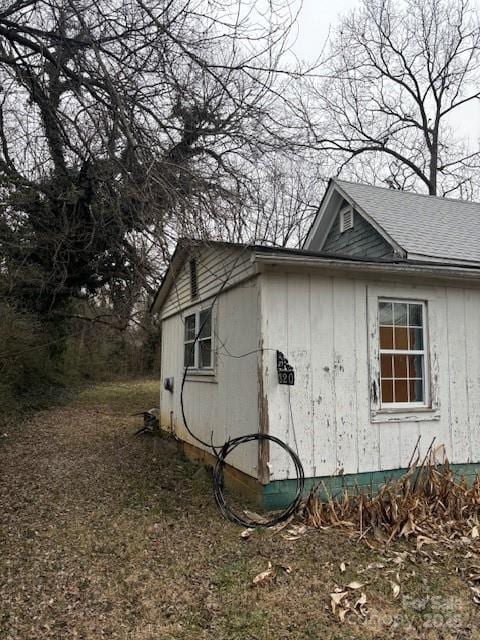 view of property exterior