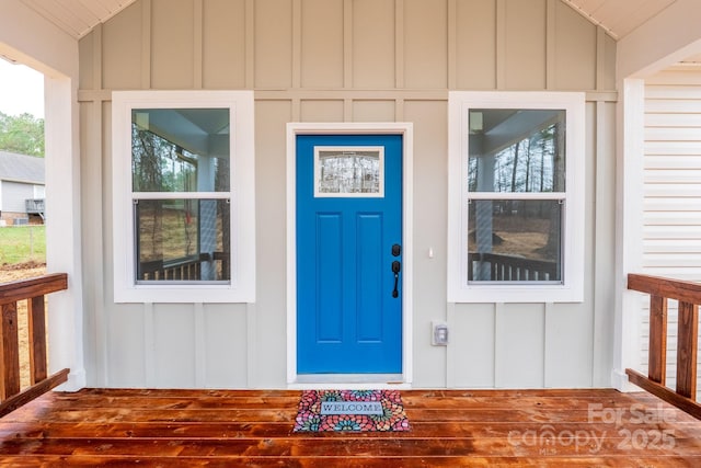 view of property entrance