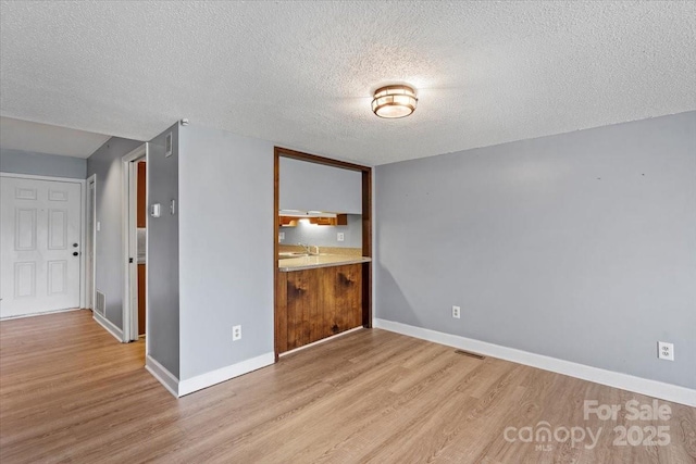 5190 Corbin Ln, Hickory, NC 28601 - photo 4