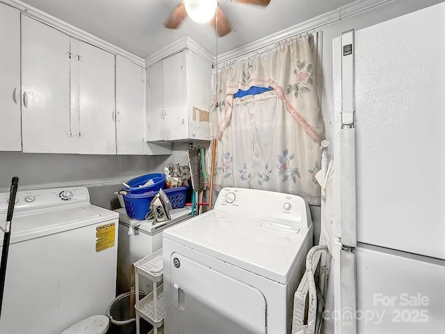 clothes washing area with a ceiling fan and washer and clothes dryer