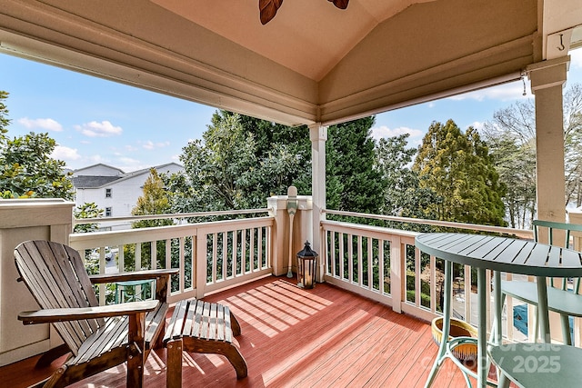 deck with ceiling fan