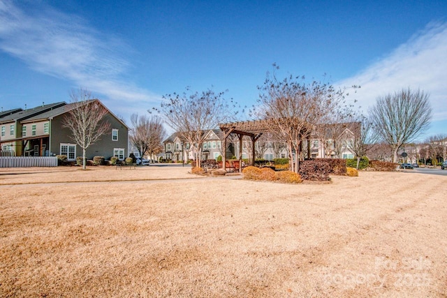 view of yard featuring a pergola