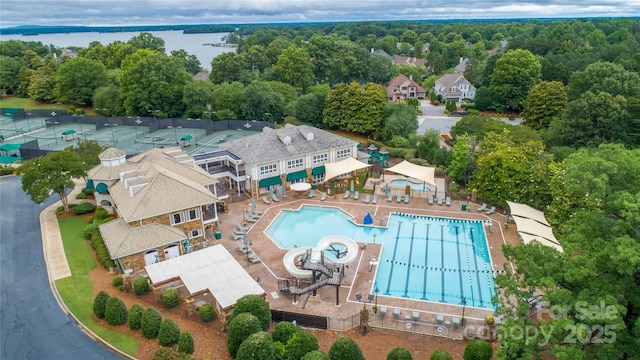 bird's eye view with a water view