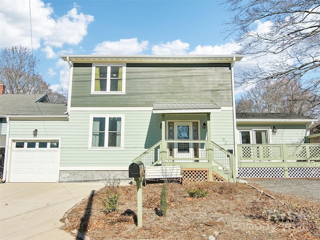 view of front of house featuring a garage