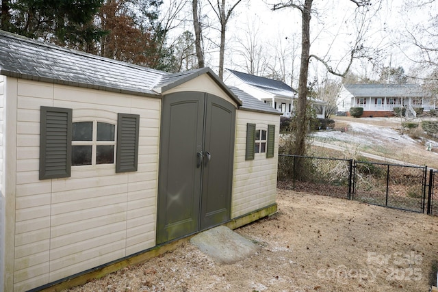 view of outbuilding