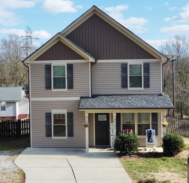 view of front facade featuring covered porch