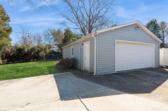 view of detached garage