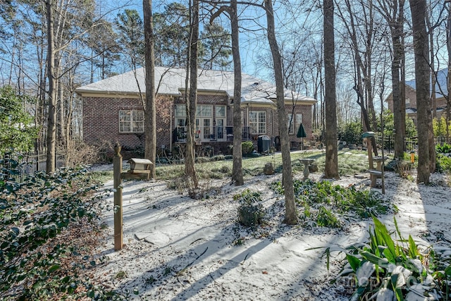 view of front of house