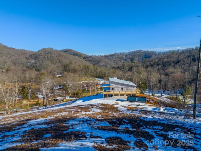 property view of mountains