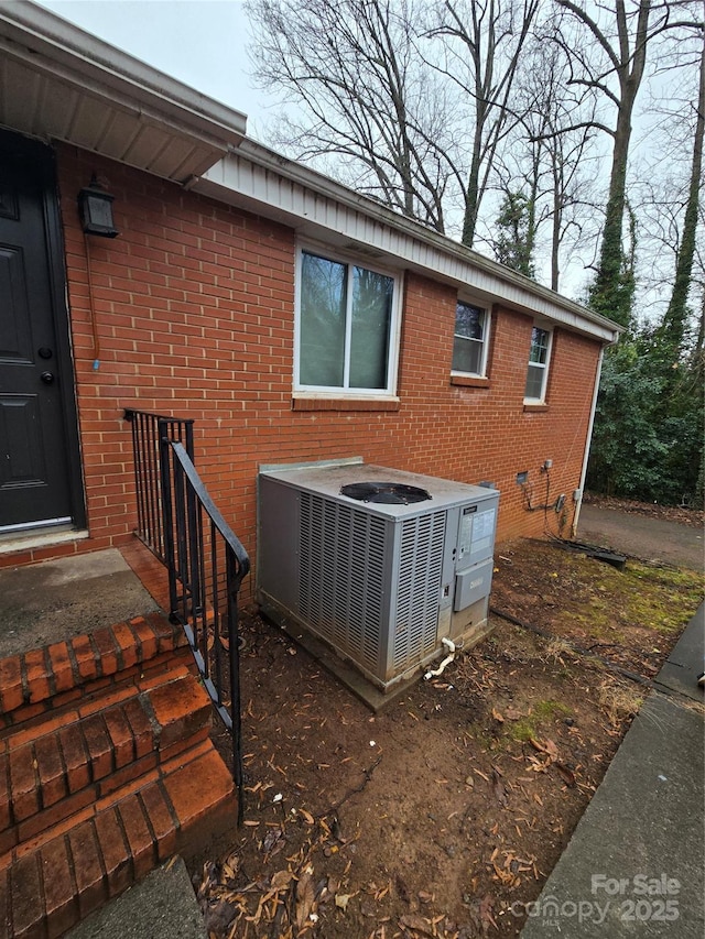 3103 Minnesota Rd, Charlotte, NC 28208 - exterior space featuring central AC