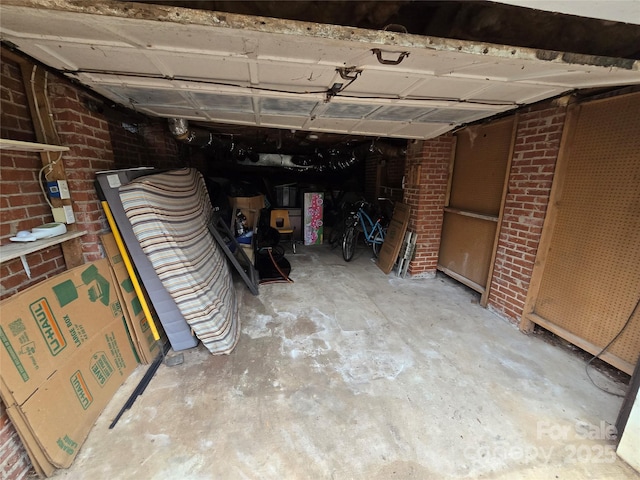 3103 Minnesota Rd, Charlotte, NC 28208 - view of garage