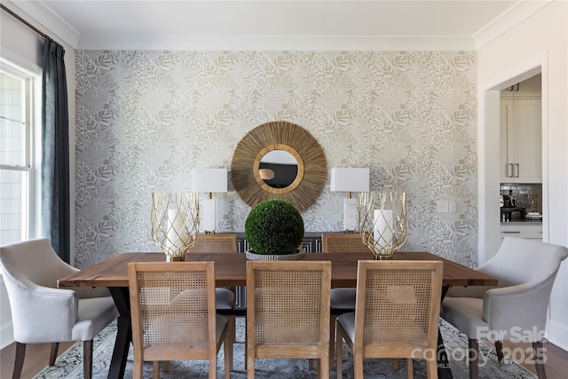 dining room with ornamental molding