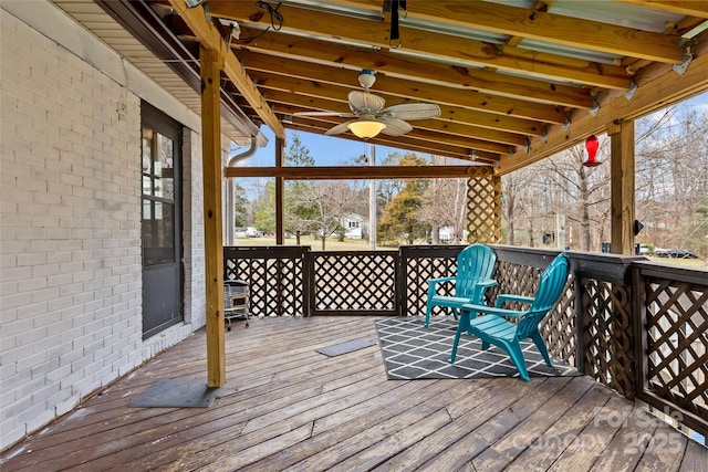 deck with ceiling fan