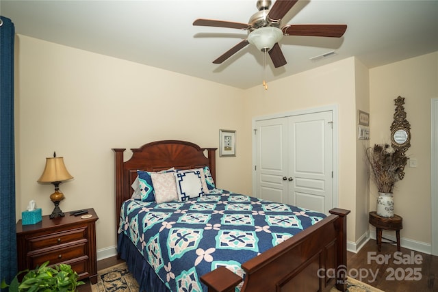 bedroom featuring a closet and ceiling fan