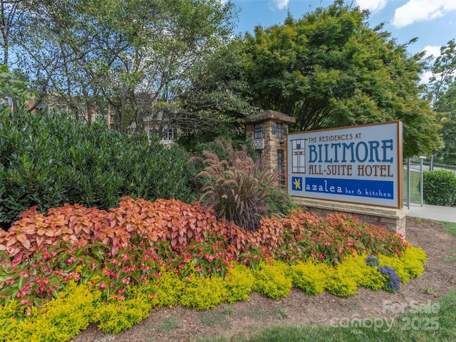 330 Bowling Park Rd, Asheville, NC 28803 - view of community sign
