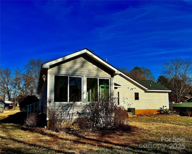 view of property exterior