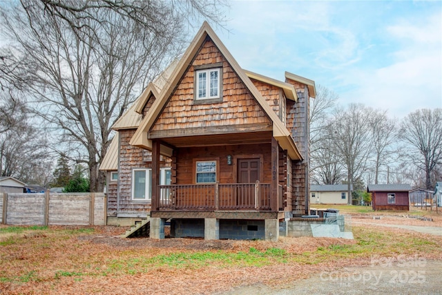 view of front of home featuring a porch