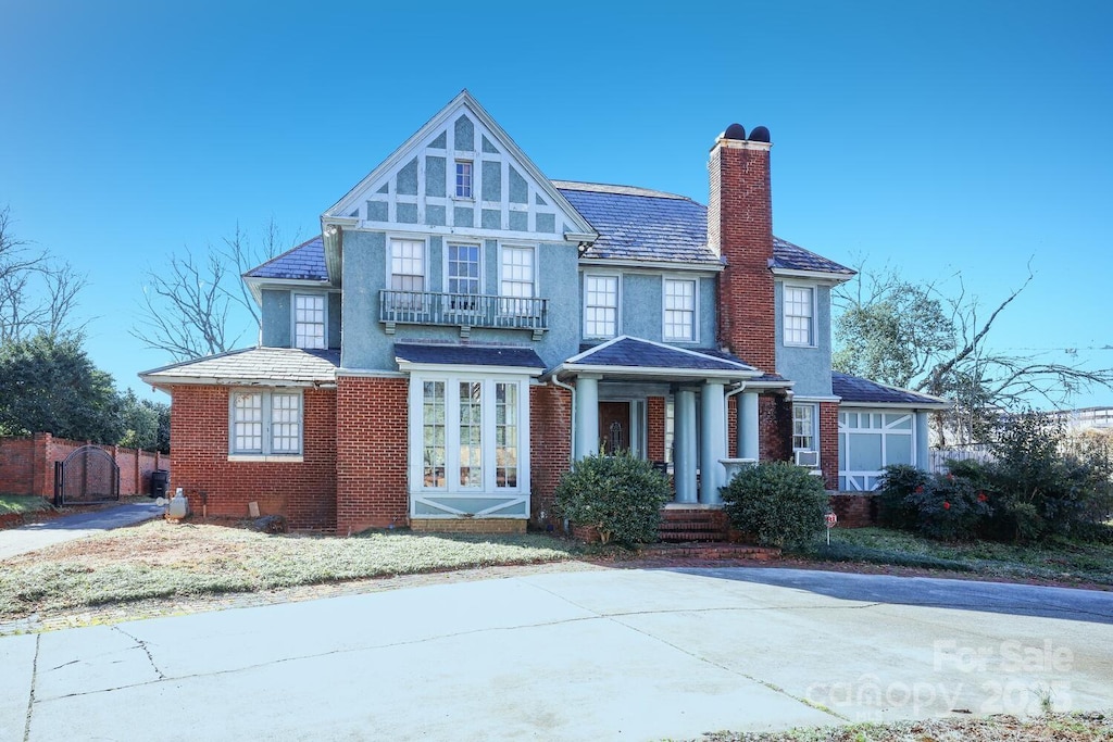 1024 Queens Rd, Charlotte, NC 28207 - photo 1