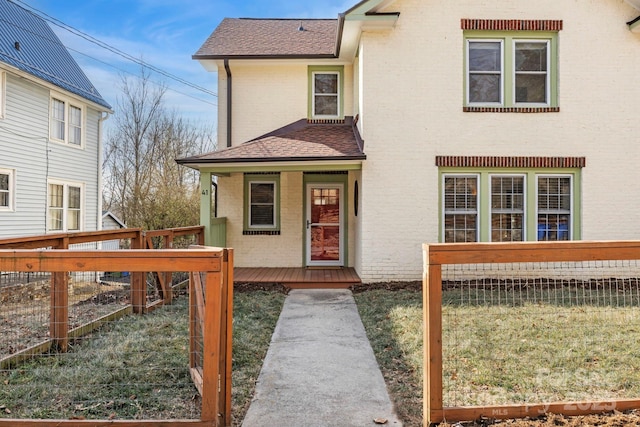 view of front of home