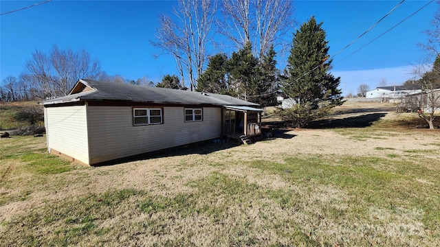 exterior space featuring a yard