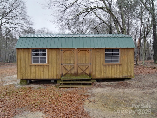 view of outdoor structure