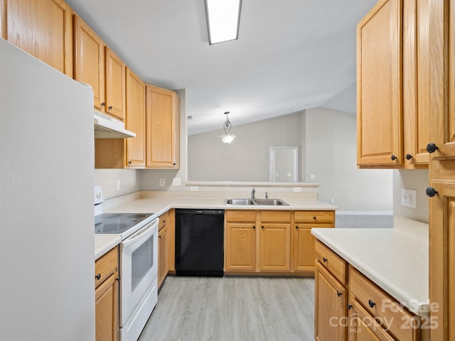 kitchen with sink, vaulted ceiling, hanging light fixtures, light hardwood / wood-style flooring, and white appliances