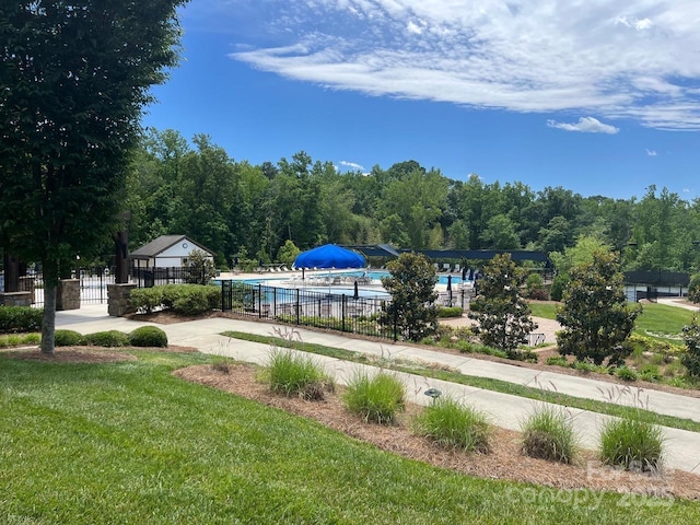 1605 Appledale Ct Unit 116, Fort Mill, SC 29715 - view of community featuring a swimming pool