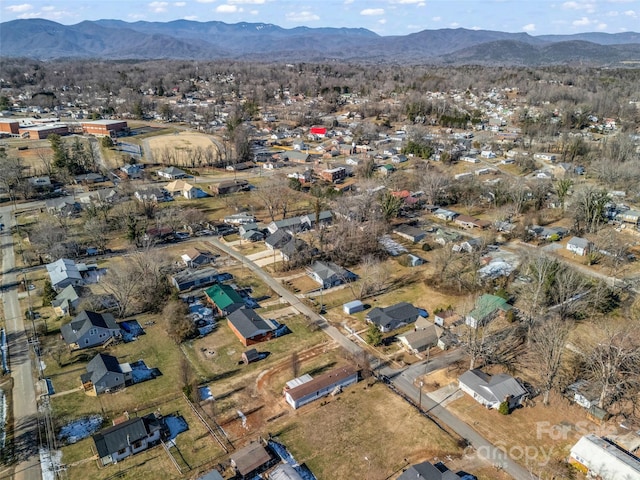 bird's eye view featuring a mountain view