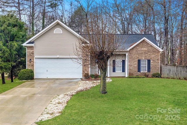 single story home featuring a front yard