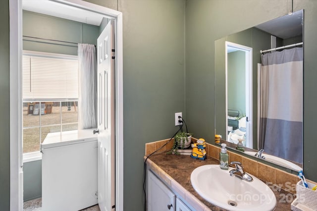 bathroom with vanity