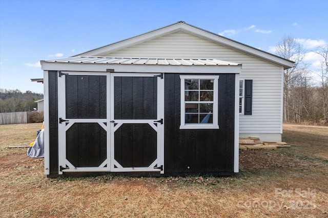 view of outbuilding