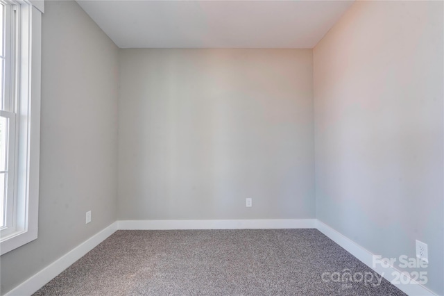 604 E Ridge St, Kings Mountain, NC 28086 - empty room featuring baseboards and carpet