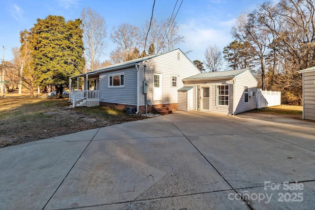 view of front of home