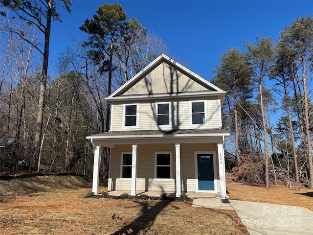 view of front facade with covered porch