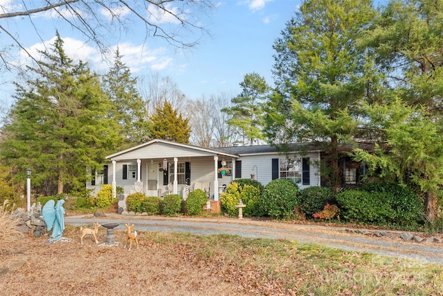 view of front of property featuring a porch