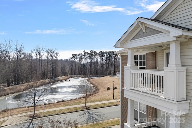 view of yard featuring a balcony