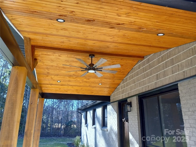 details featuring ceiling fan