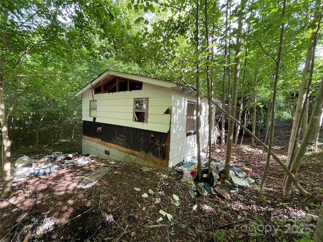 view of outdoor structure