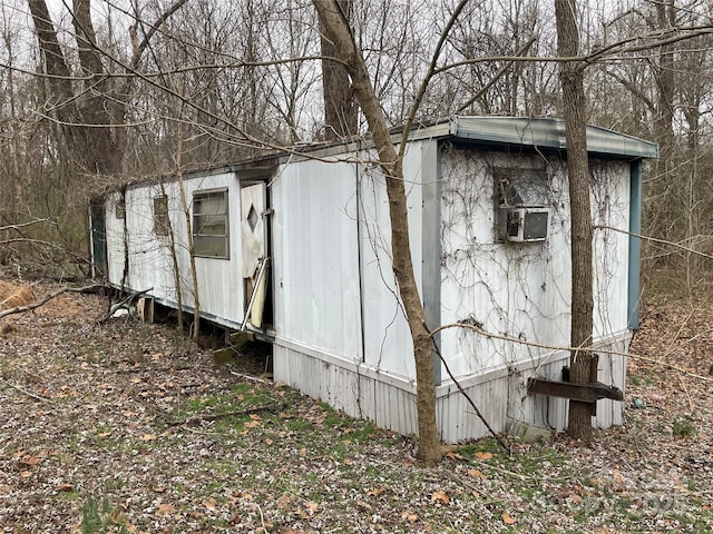 view of outdoor structure