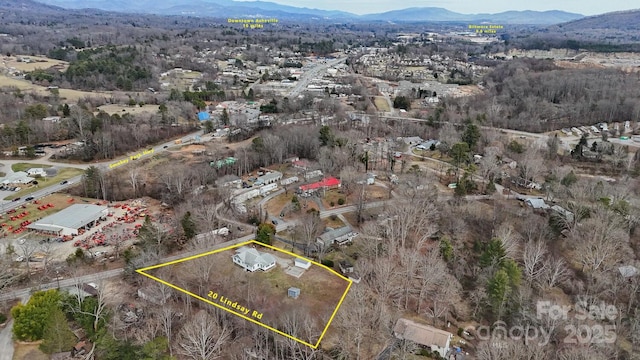bird's eye view featuring a mountain view