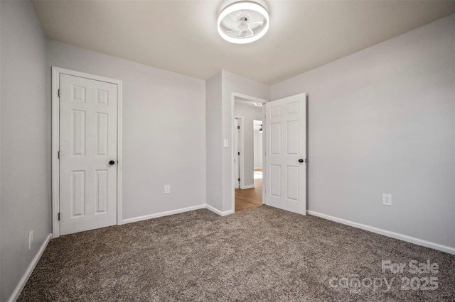 unfurnished bedroom featuring carpet floors