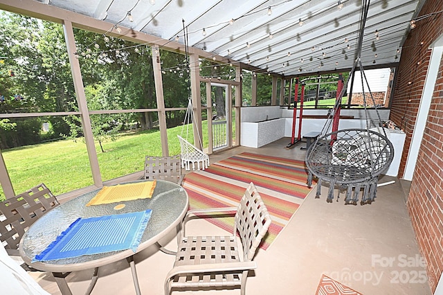 view of sunroom / solarium