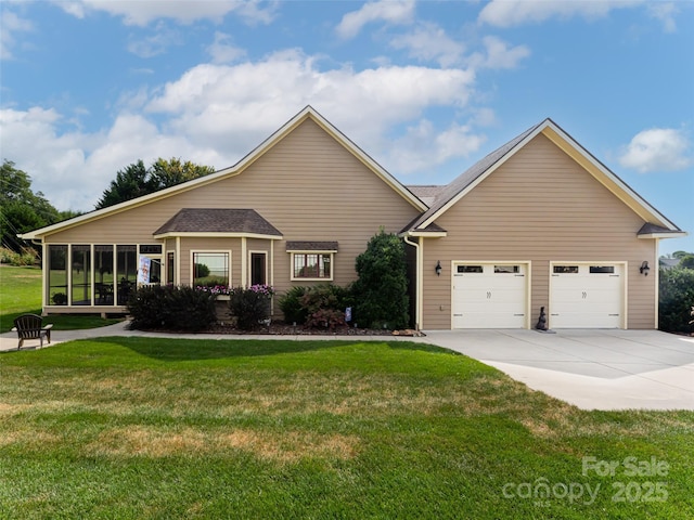 view of front of property with a front lawn