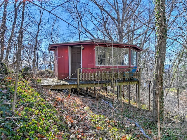 view of outbuilding