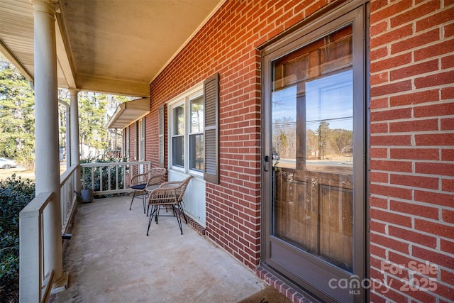 exterior space featuring a porch