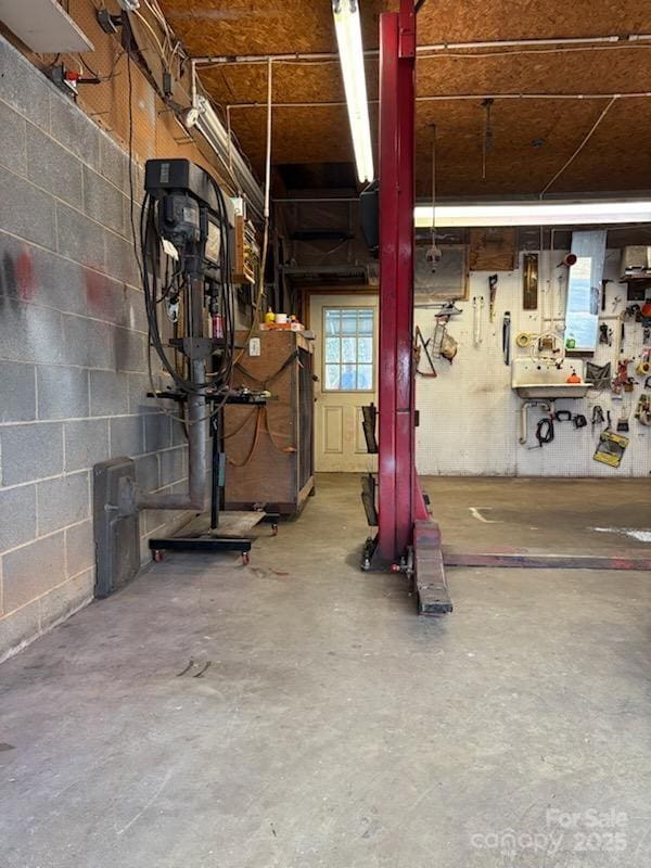 basement featuring a workshop area