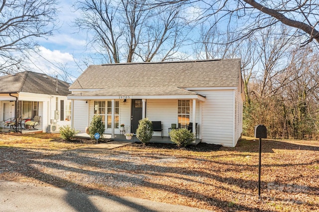 view of front of house with a porch