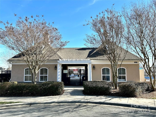 view of front of house